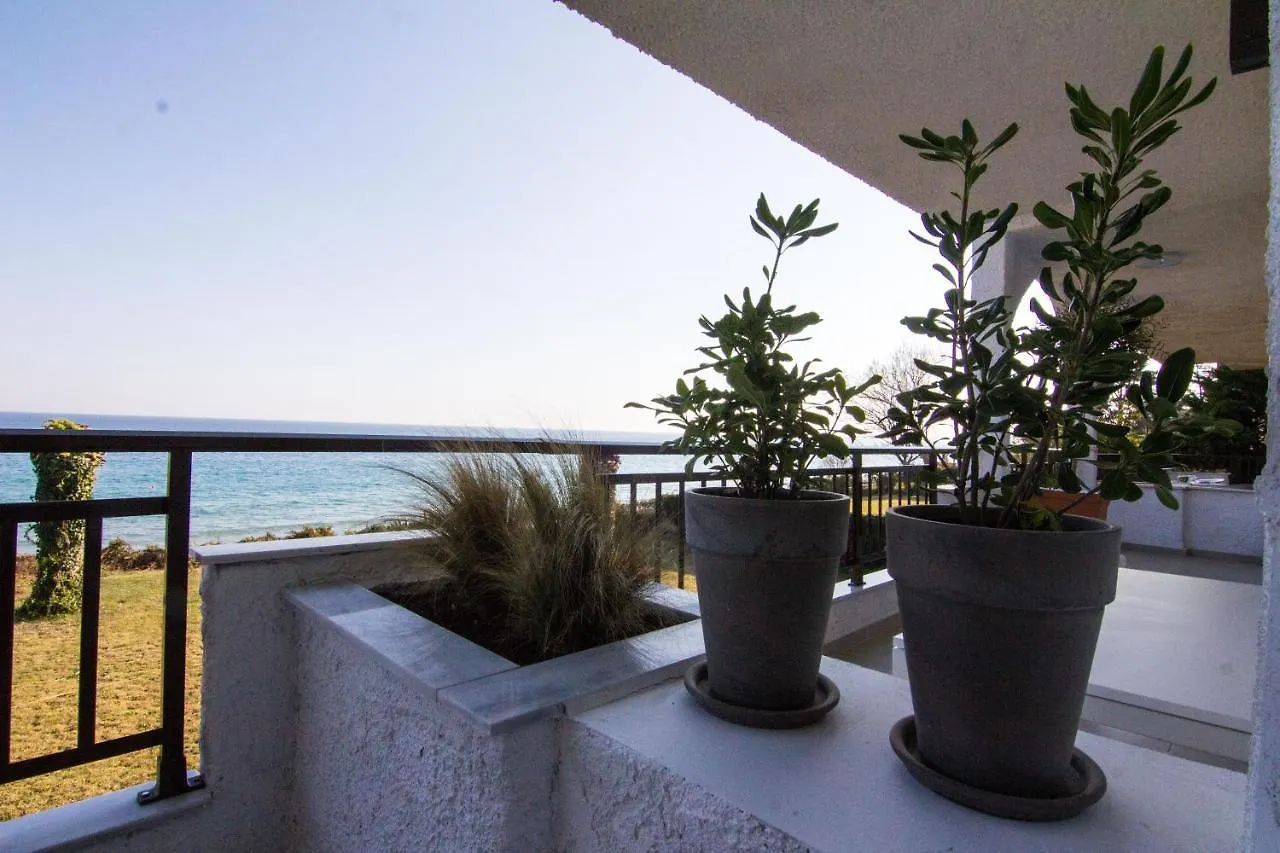 Waterfront Apartments Possidi 0*,